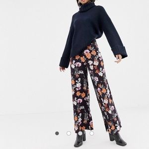 Floral wide leg pants